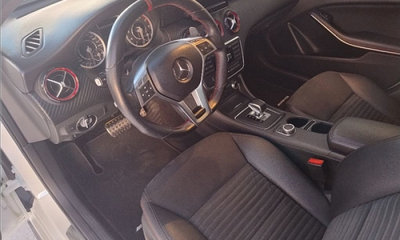 Mercedes A45 Amg 2.0...