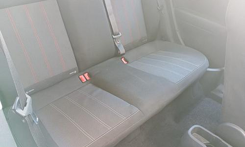 Opel Corsa - 2010...