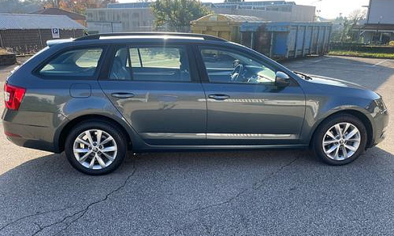 Skoda Octavia 1.6 Td...