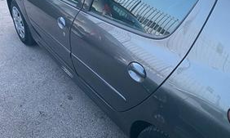 Peugeot 206 Plus 1.1...