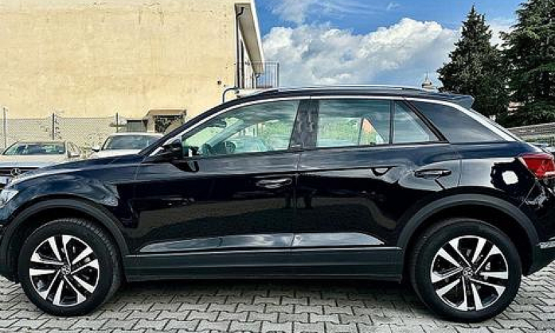 Volkswagen T-Roc 1.6...