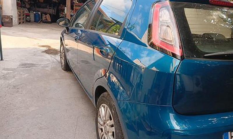 Fiat Grande Punto - ...