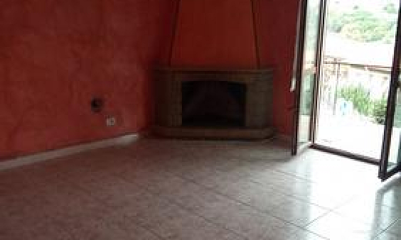 Appartamento Con Gar...