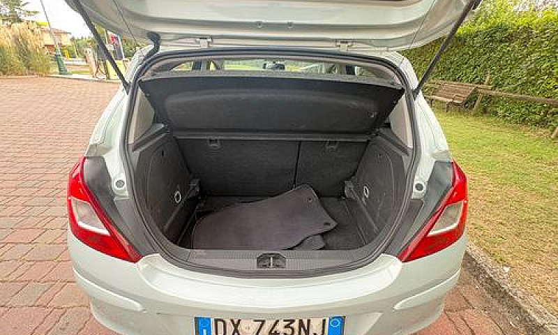 Opel Corsa 1.2 80Cv ...
