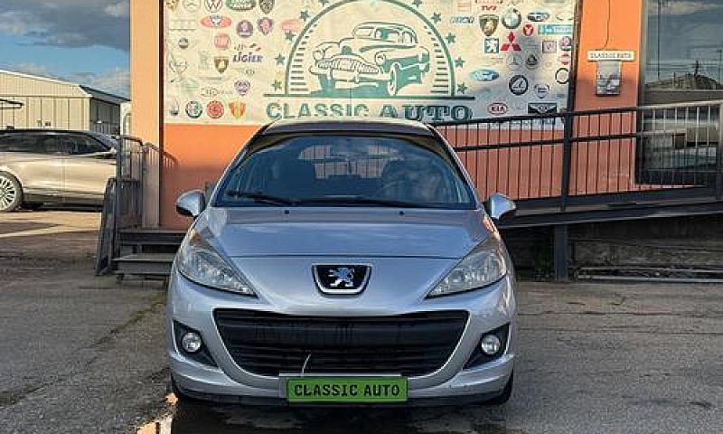 Peugeot 207 1.4Gpl 7...