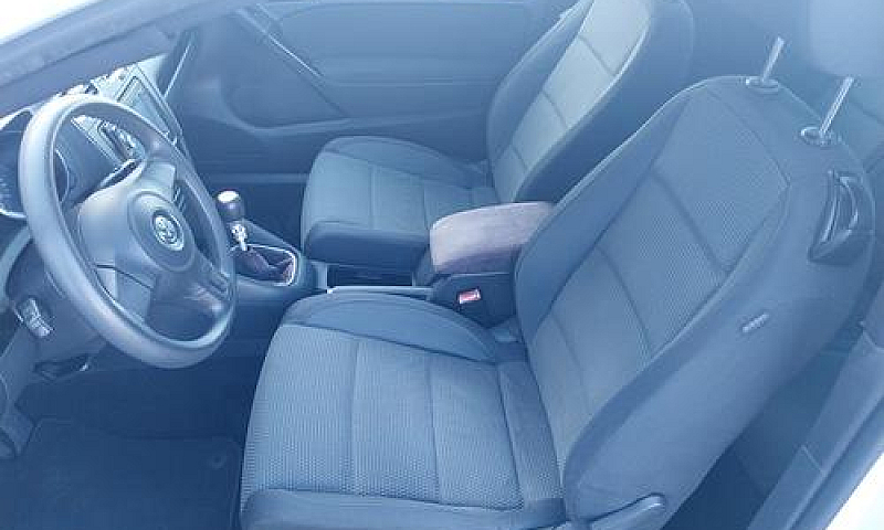 Volkswagen Golf 1.6 ...