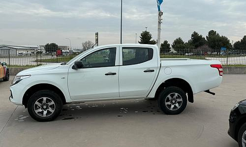 Fiat Fullback 2.4 15...