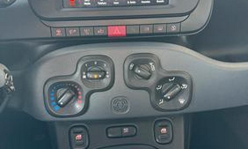 Fiat Panda 1.0 Hybri...