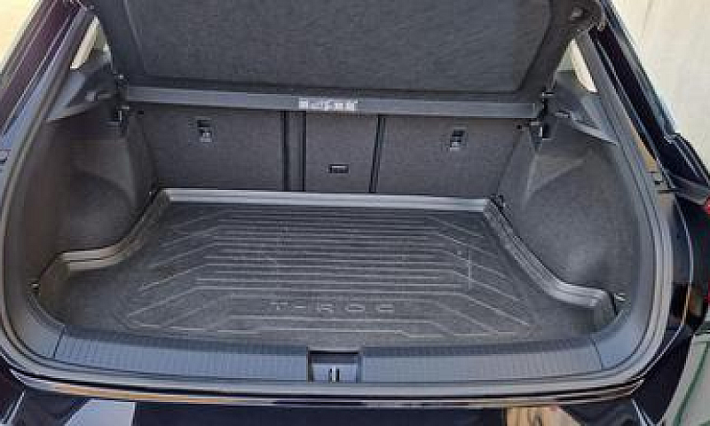 Volkswagen T-Roc 1.0...