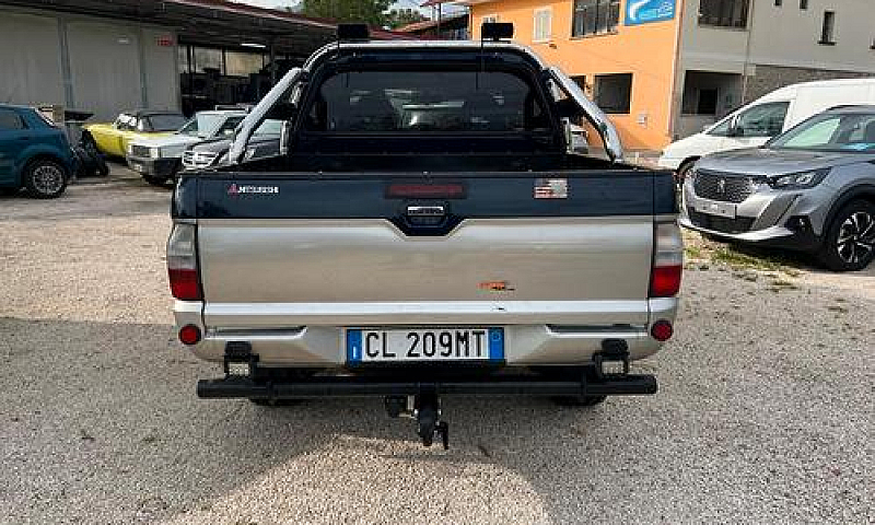 Mitsubishi L200 2.5 ...