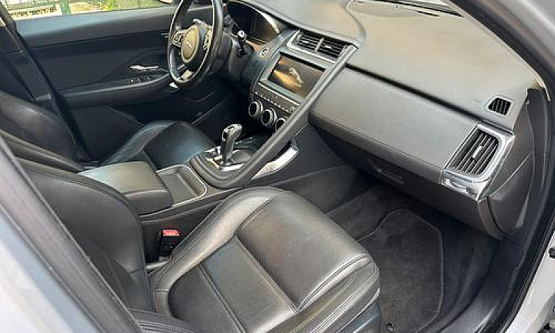 Jaguar E-Pace Dynami...