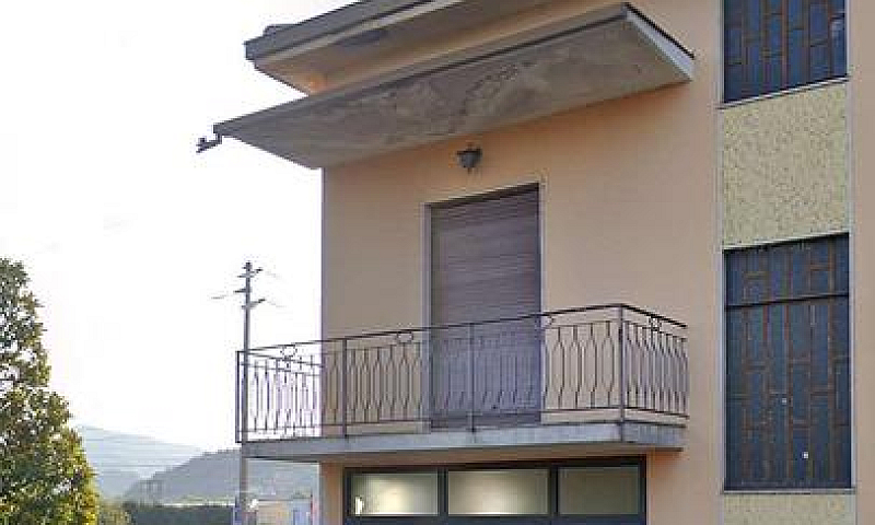 Appartamento A Gorla...