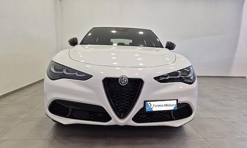 Alfa Romeo Stelvio 2...