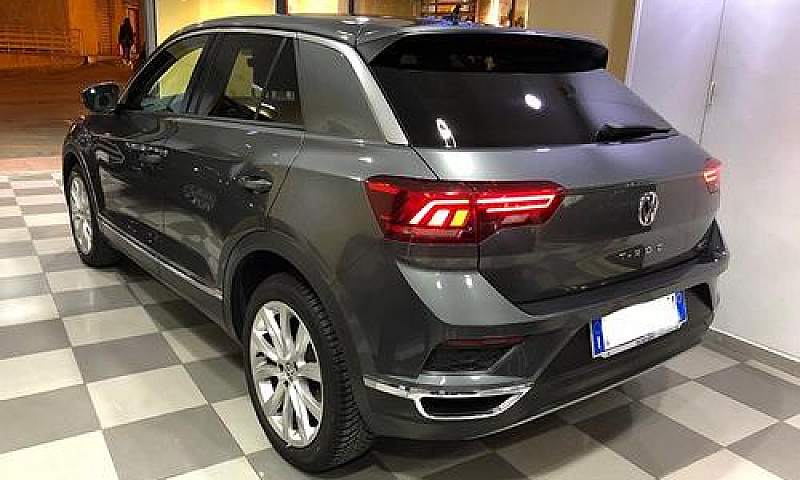 Volkswagen T-Roc 2.0...