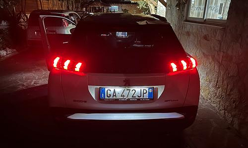 Peugeot 2008 Gt Line...