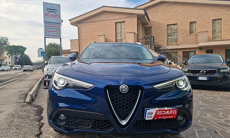 Alfa Romeo Stelvio 2...
