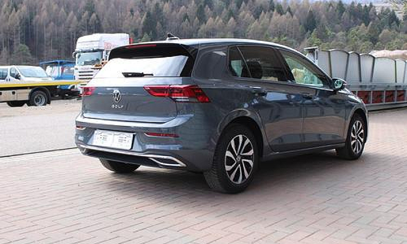 Volkswagen Golf 2.0T...