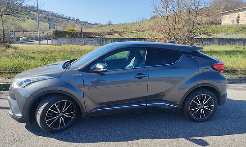 Toyota C-Hr 1.8 Hybr...