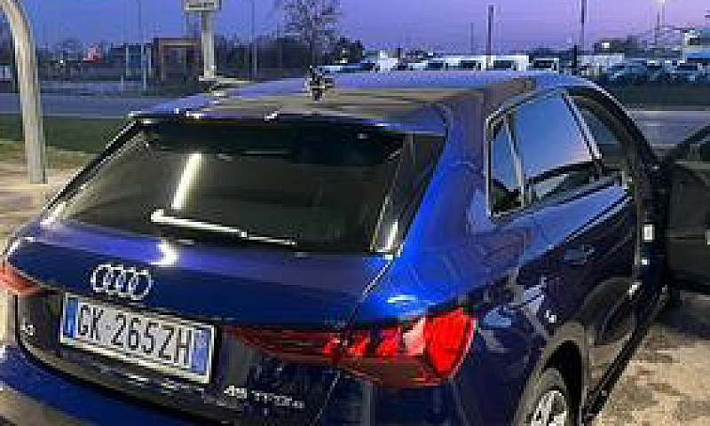 Audi A3...