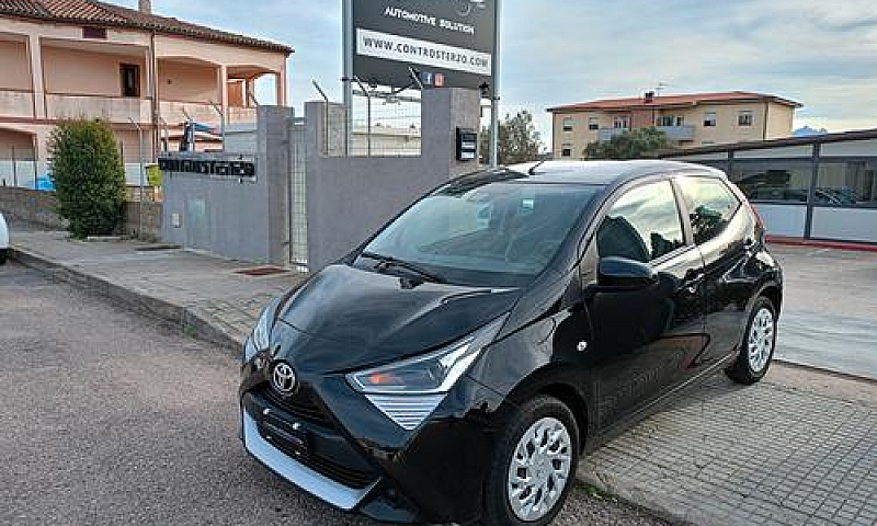 Toyota Aygo 12000Km ...