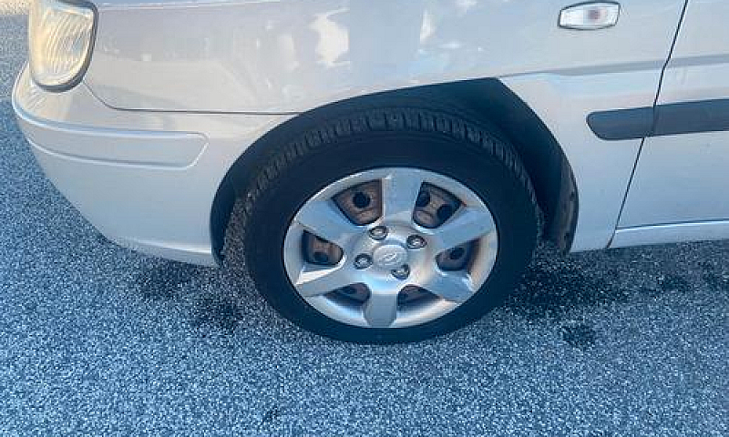 Hyundai Matrix 1.6 A...