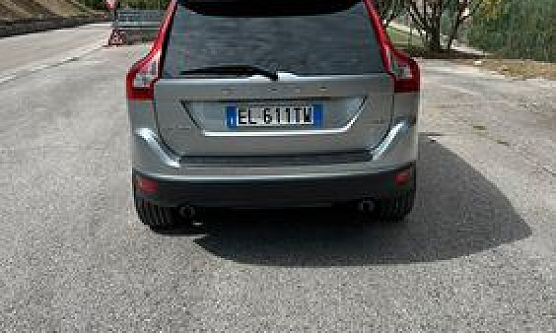 Volvo Xc60 Ocean Rac...