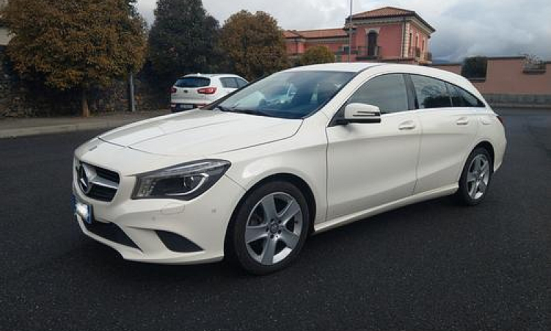 Mercedes-Benz Cla 20...
