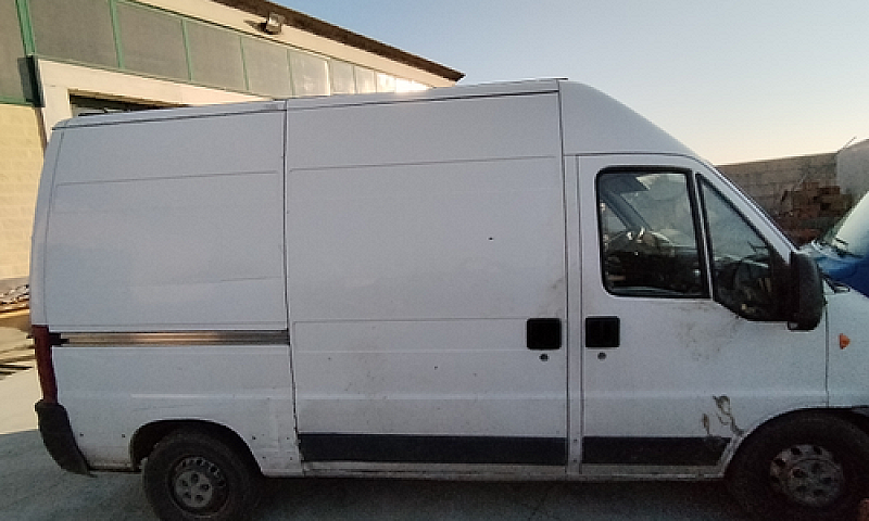 Peugeot Boxer...