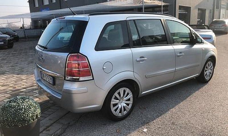 Opel Zafira 1.9 Cdti...