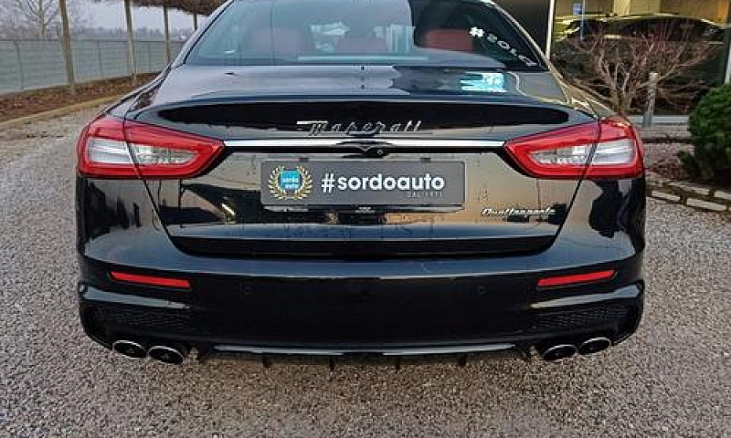 Maserati Quattroport...