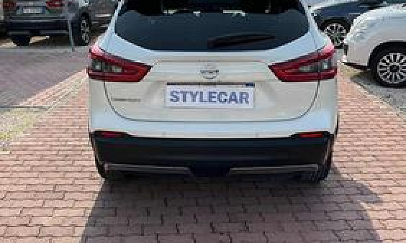 Nissan Qashqai 1.5 D...