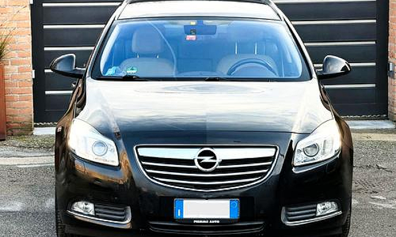 Opel Insignia 2.0Cdt...