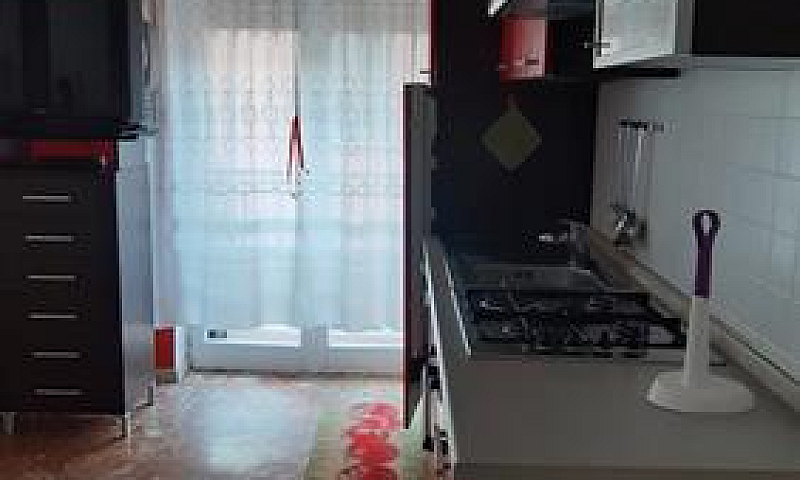 Blocco Di Tre Allogg...
