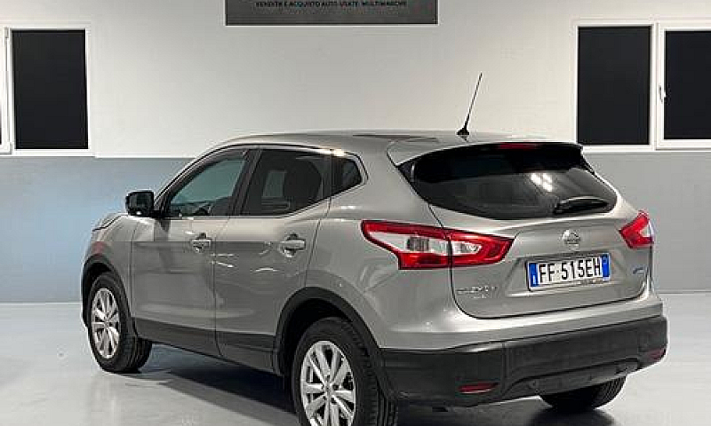 Nissan Qashqai 1.5 D...