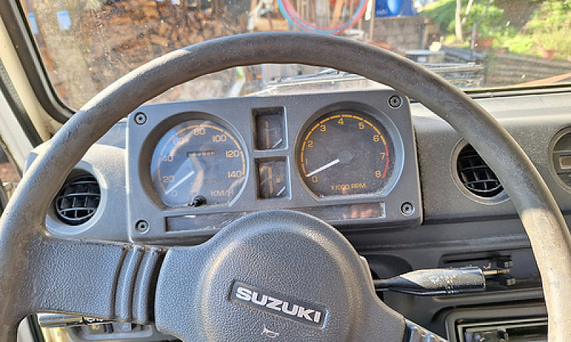 Suzuki 413...