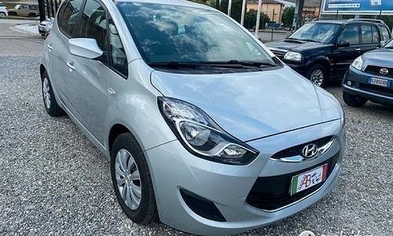 Hyundai Ix 20 1,4 D ...