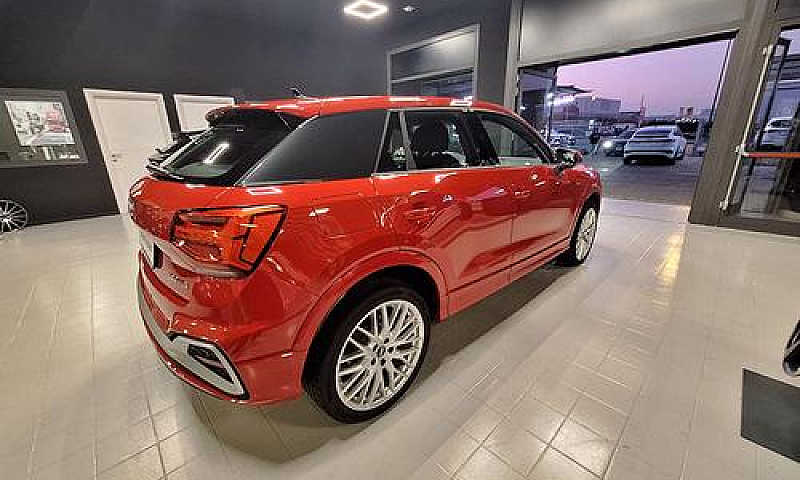 Audi Q2 30 Tdi S Tro...