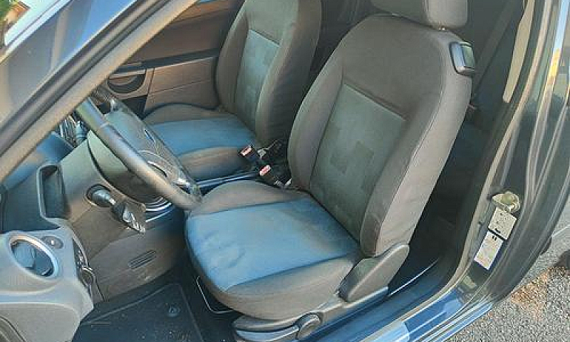 Ford Fiesta 1,2 Benz...
