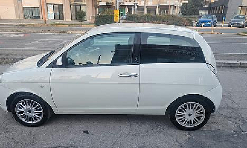 Lancia Ypsilon 1.2 A...