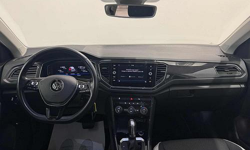 Volkswagen T-Roc 2.0...