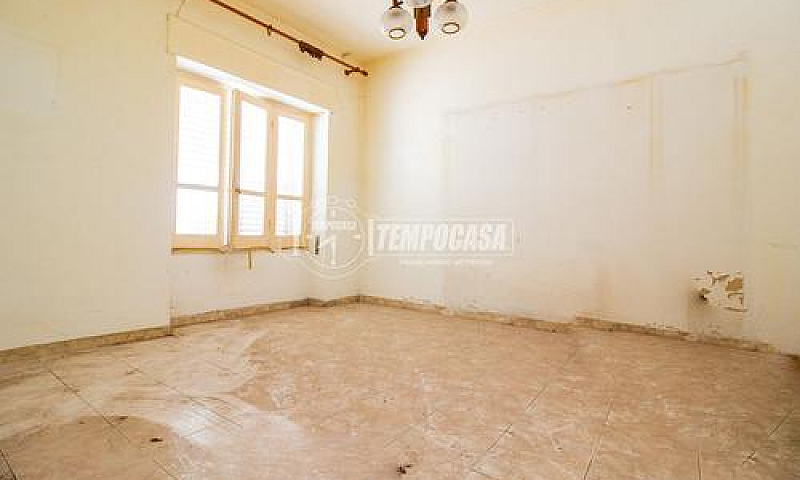 Thiesi, Casa Indipen...