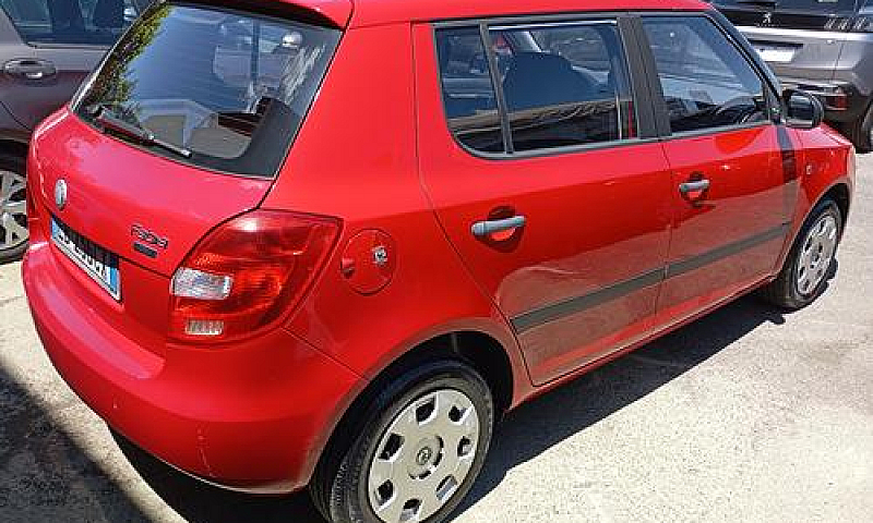 Skoda Fabia 5P 1.6 T...