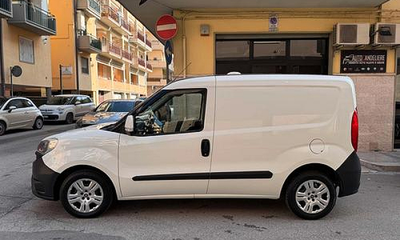Fiat Doblò 1.6 Mjt 1...