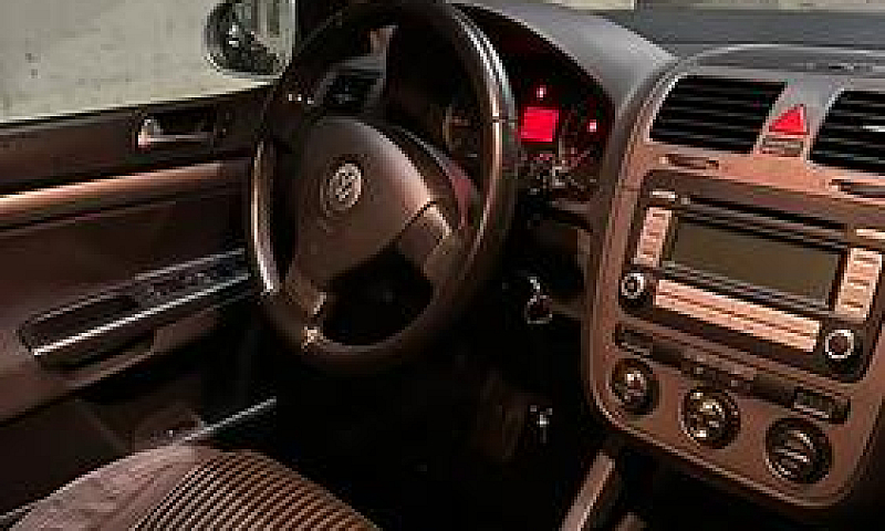 Golf 5...