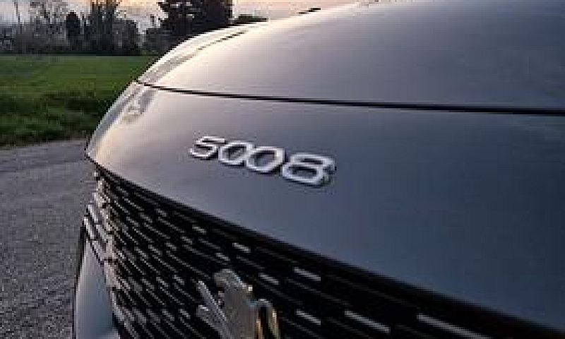 Peugeot 5008 Bluehdi...