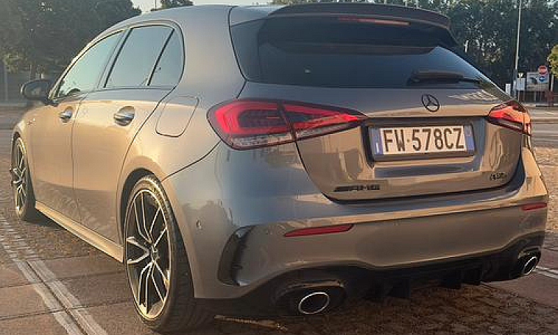 Mercedes A35 Amg...