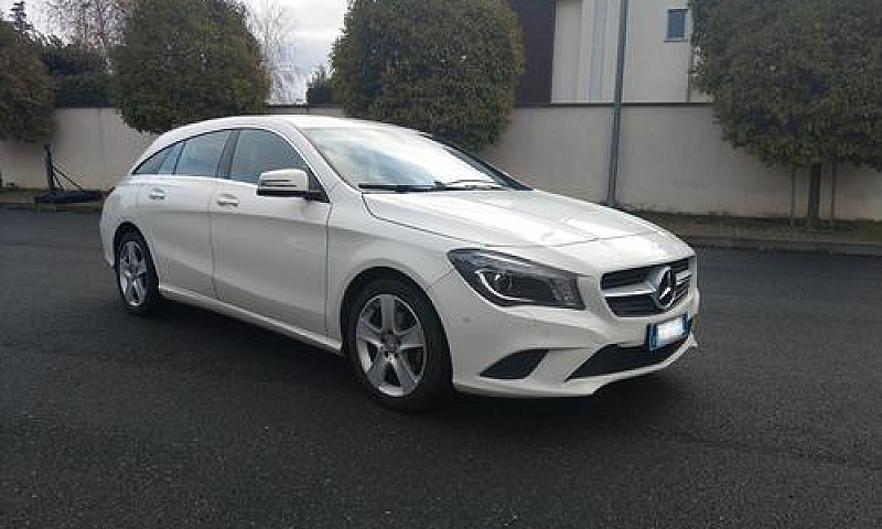 Mercedes-Benz Cla 20...