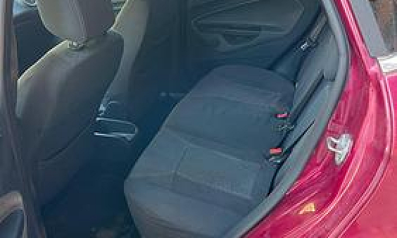 Ford Fiesta 1.4 Tdci...