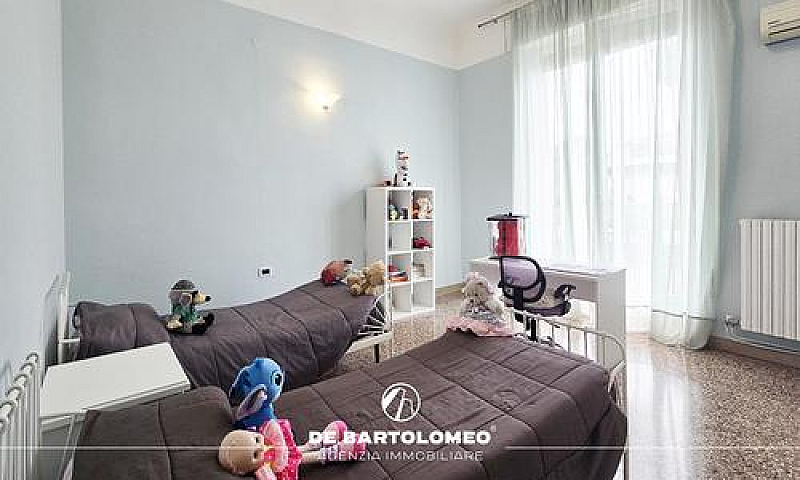 Ampio Appartamento V...