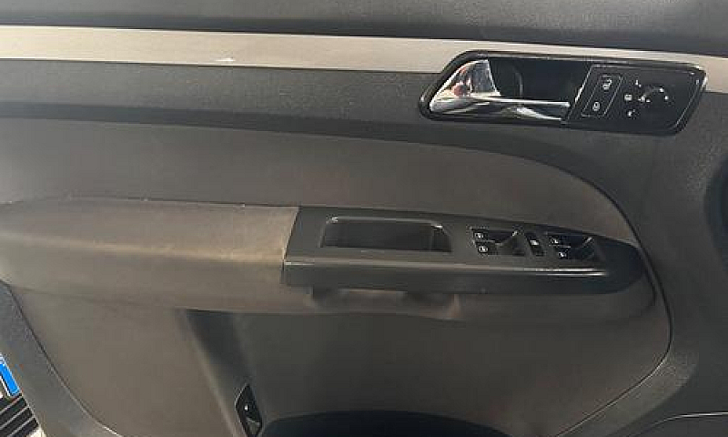 Volkswagen Touran 2....